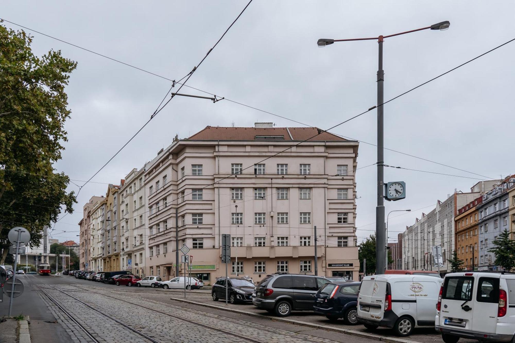 Apartment Days - Family 2bdr - Ac - Darts - Netflix - Hip District *